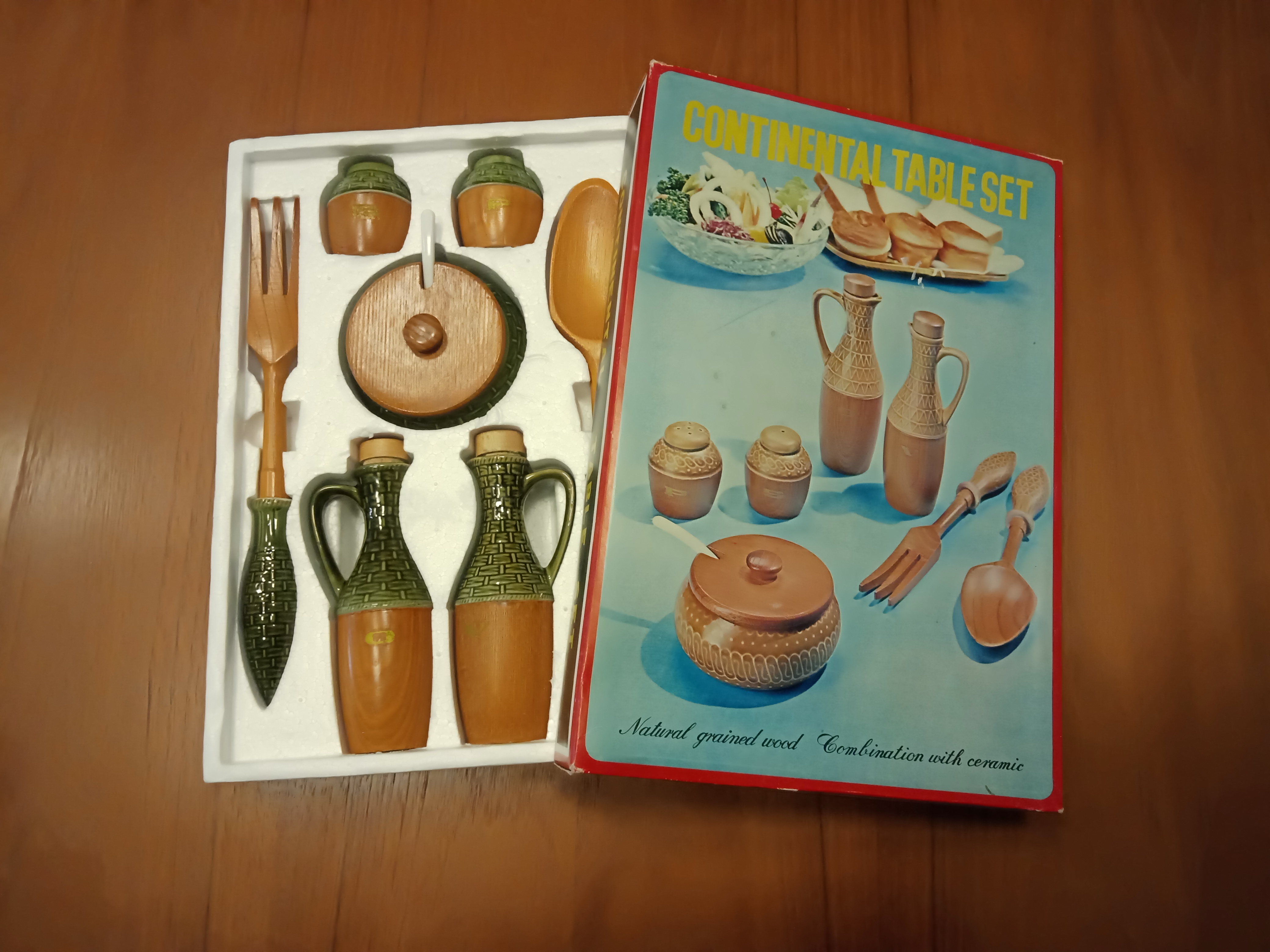 Image of a Mid-Century Wooden Dining Utensil Set